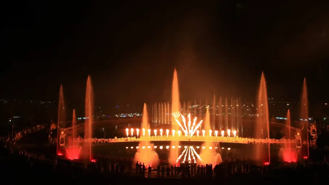 De la fontaine classique à Aquatique Show : l’évolution du spectacle aquatique
